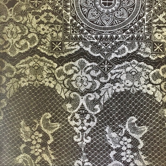 🖤 90s Crop Top 🖤 - Picture 6 of 6